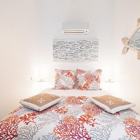 La Petite Chaise Bleue Nice Dış mekan fotoğraf